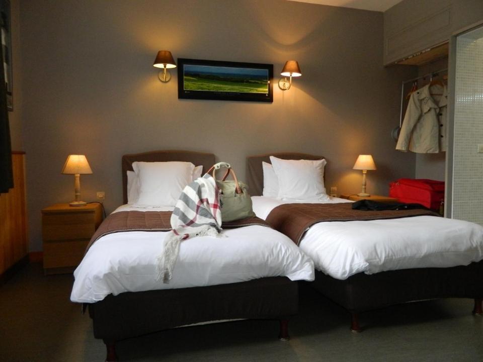 Hotel Logis - Du Colombier